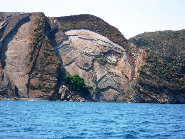 PUERTO LA CRUZ / BARCELONA / MOCHIMA / EL TIGRE