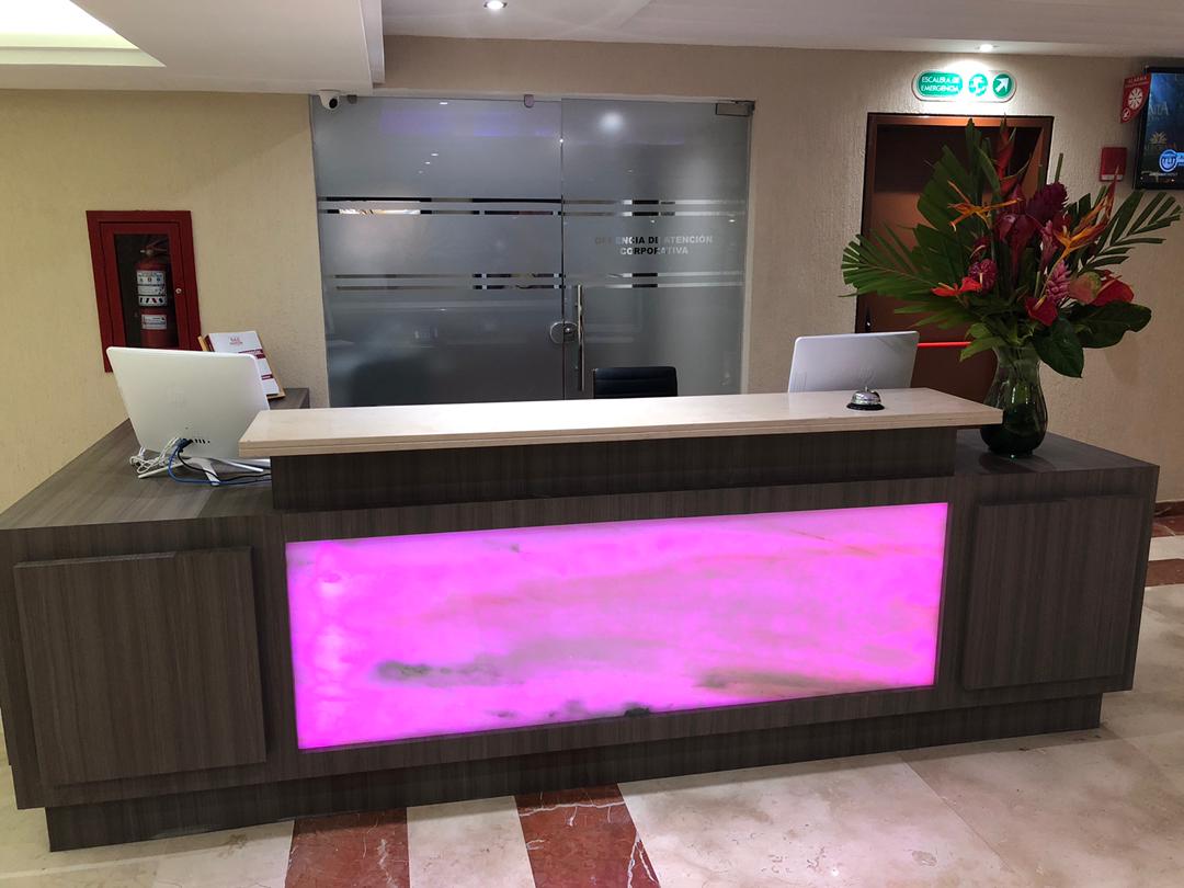California Hotel & Suites